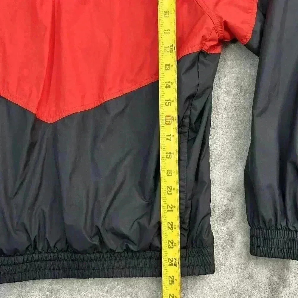 Nike SB Jacket Men S Black Red Shield Windbreaker Packable Hood 1/4 Zip Pullover - Picture 2 of 10